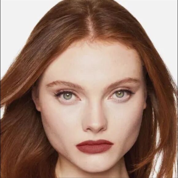 Charlotte Tillbury Matte Revolution Color Walk of No Shame - Picture 3 of 12